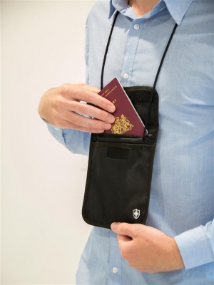 Příruční pouzdro na doklady